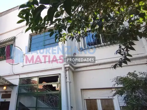 ALQUILER PH DE TRES PLANTAS - SOLO USO COMERCIAL - VILLA PUEYRREDON