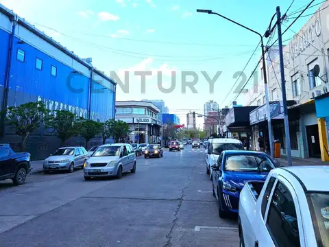 Corrientes 300, Piso 0