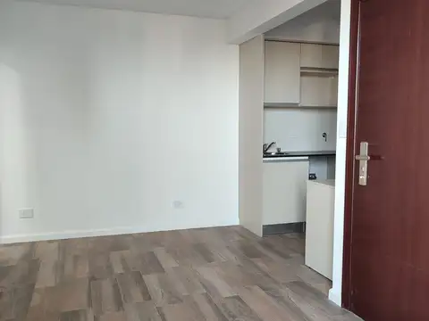Departamento en Venta en Barrio Parque Field, USD 67.000