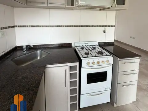 Departamento en Alquiler con 1 cocheras