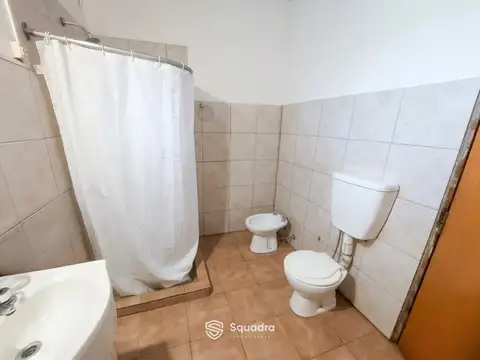 Casa 2 ambientes con 1 baño