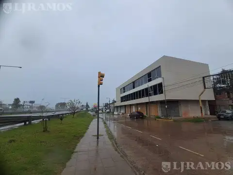 Edificio Comercial en Belen De Escobar