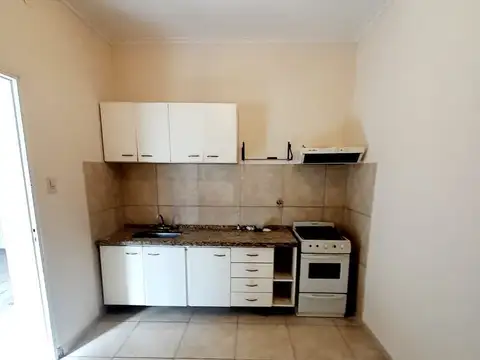 Casa en Alquiler con 1 cochera