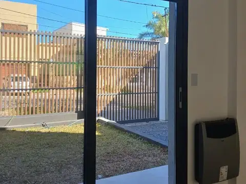 Departamento en Venta en Campana, USD 118.000