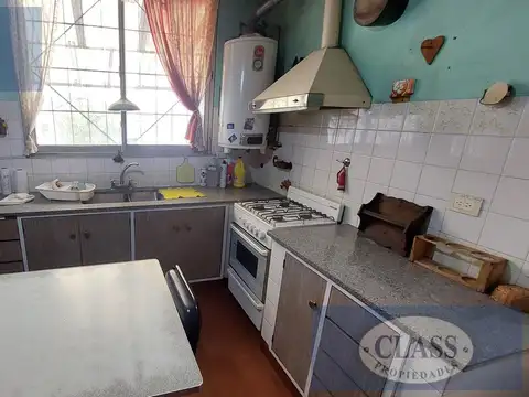 Casa en VENTA en BOEDO  - Lote Propio 9x30