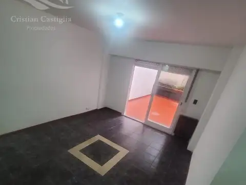 Departamento 2 Ambientes con Patio en Alquiler en Caballito