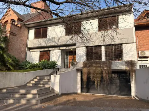 Casa  en Alquiler, Acassuso, Libertador al rio -  5 dormitorios