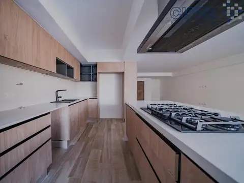 Departamento en Venta con 2 cocheras