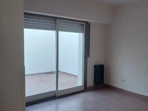 Aguado 300, Piso 0
