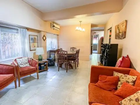 Manuel Belzu al 2100 entre Chacabuco y Pacheco