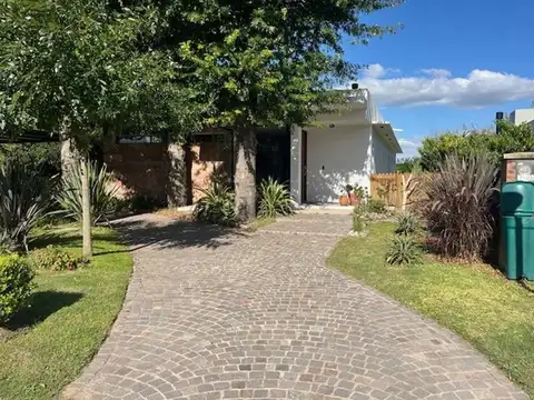 casa en venta  haras santa maria escobar