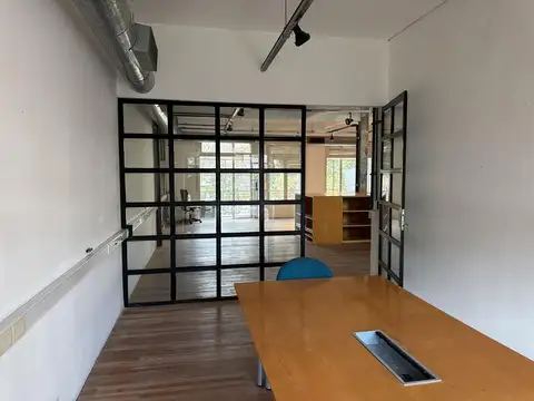 Oficina en Alquiler al Este