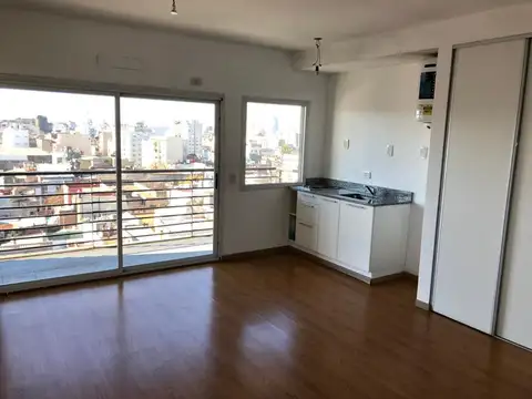 Luminoso y Hermoso Monoambiente c/ Balcón - Zona H. Garrahan