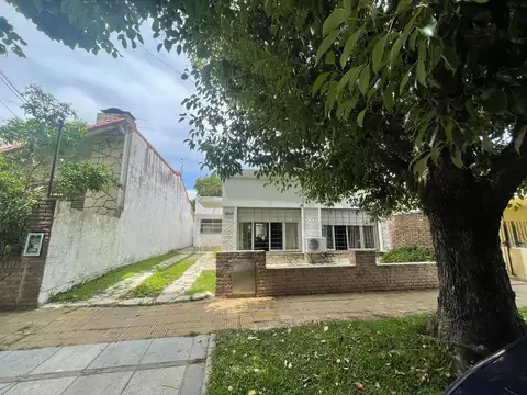 Casa en venta  3 ambientes en Martínez