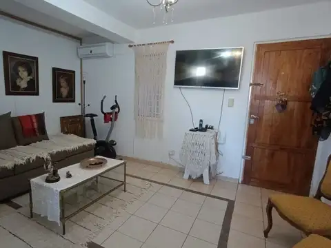 Pasaje Rodolfo Reyna 1300