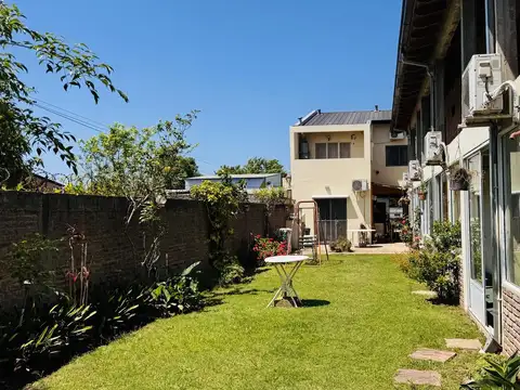 Caseros entre 2 de Abril y Berduc