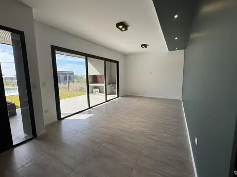 Casa en Venta en Ibarlucea, USD 135.000