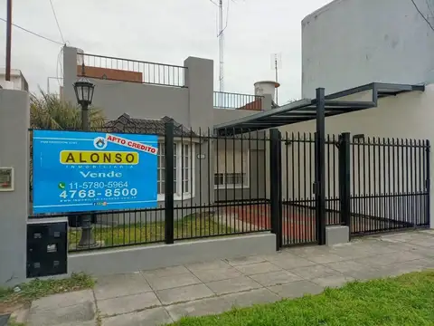 Hermosa casa en planta baja con mejoras