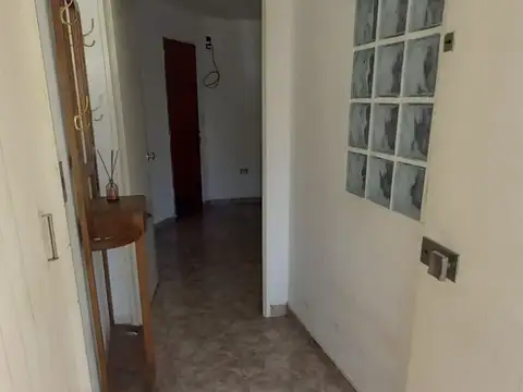 PH 2 Amb Fte en Pb y 1°, Sin Espacio Libre, Sin Expensas, Ideal Oficina