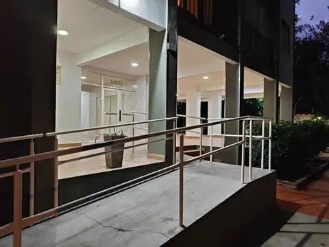 Departamento en Venta en Vicente López Vías / Río, USD 154.700