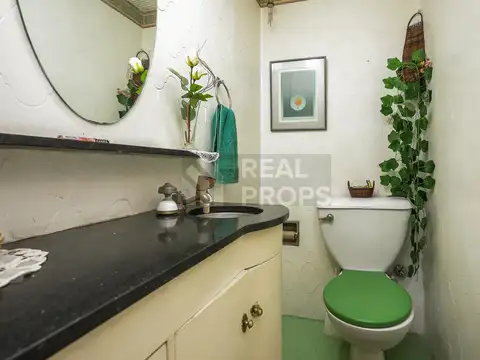Casa en venta de 6 ambientes en Barracas con  terraza, quincho, parrilla, baulera