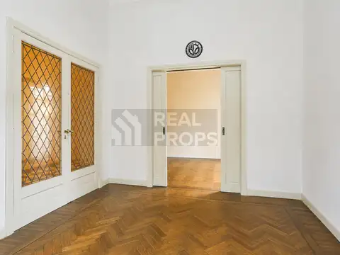 Casa 6 ambientes con 3 baños