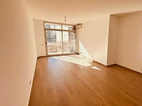 Muy lindo y funcional 4 amb! cochera Fija y Cubierta!
