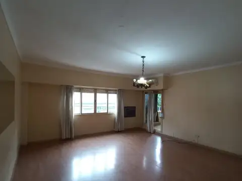 Oficina en Venta con 1 cochera