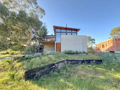 CASA en VENTA COSTA ESMERALDA Barrio Deportiva