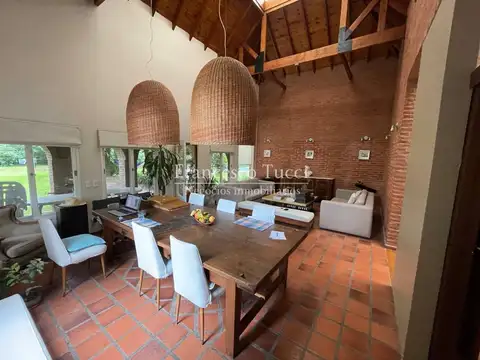 Casa en Venta en La Tradición, USD 420.000