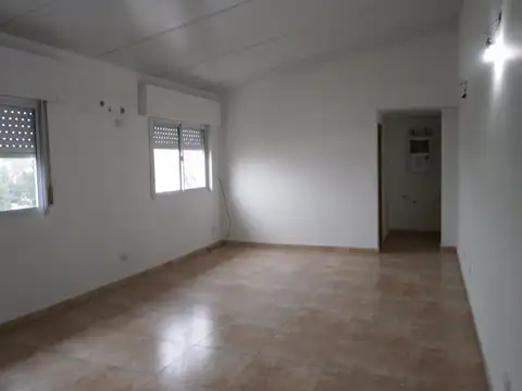 Tuyuti 1200, Piso 2
