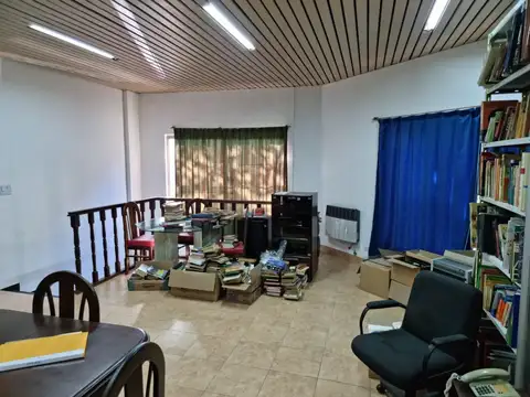 Oficina 3 ambientes con 2 baños