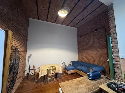 Depto Tipo Casa en Alquiler de 3 ambientes