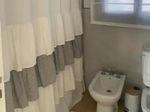 Casa en Alquiler Temporal en Costa Esmeralda, $ 300
