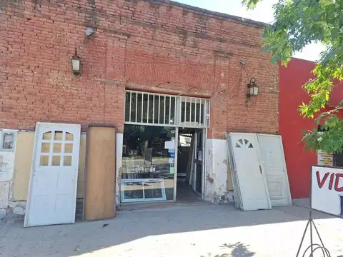 Local en Venta en Matheu, USD 700.000