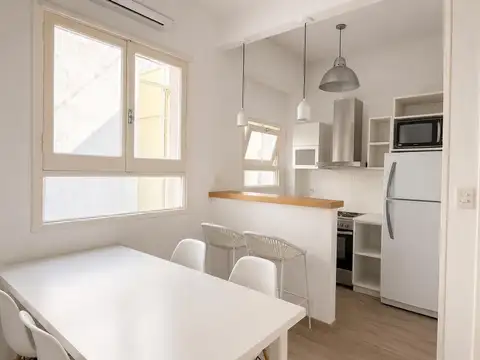 Godoy Cruz 2400, Piso 2