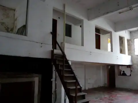 Galpon en Venta en Lanús Este, USD 90.000