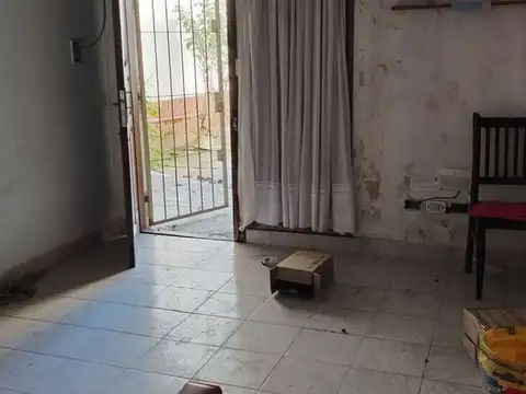 Depto Tipo Casa en Alquiler 50 años