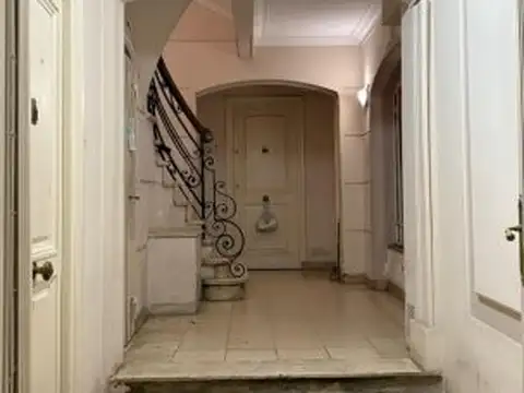 Montevideo 987 , Piso 2