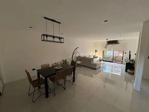 DEPARTAMENTO 2 AMBIENTES CON BALCON Y TERRAZA PROPIA