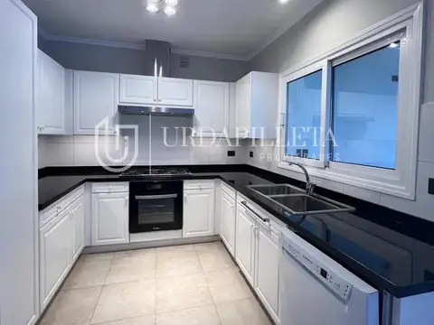 Casa en venta en La Lomada