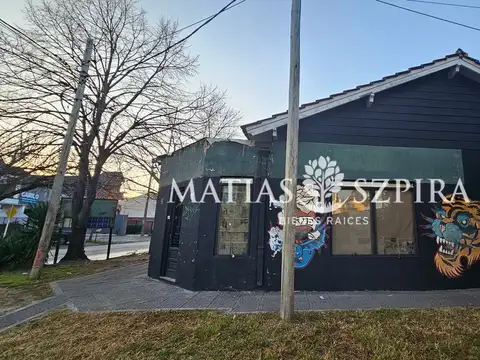 importante esquina en alquiler para local comercial