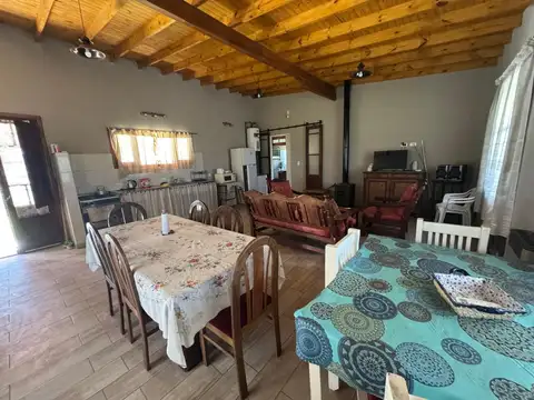 Casa 4 ambientes con 1 baño