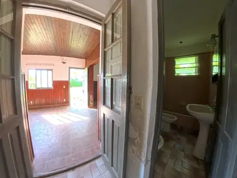Casa 4 ambientes con 1 baño
