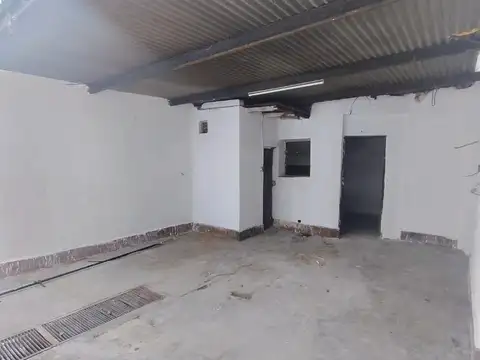 Casa 2 ambientes con 1 baño
