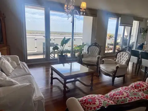 Departamento en Venta de 6 ambientes