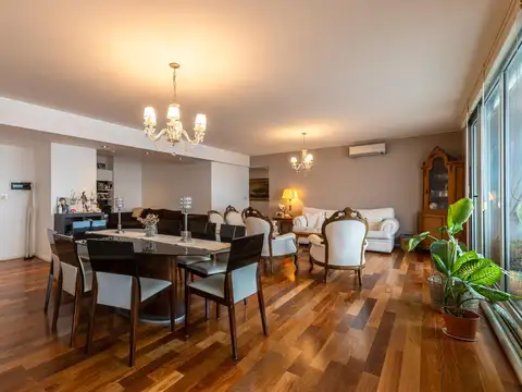 Departamento en Venta de 6 ambientes