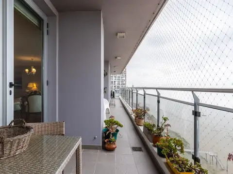 Departamento en Venta con 2 cocheras