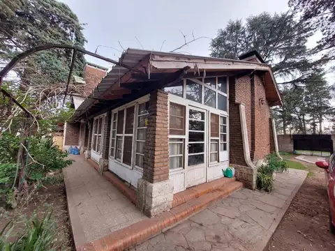 2 De Abril 3232