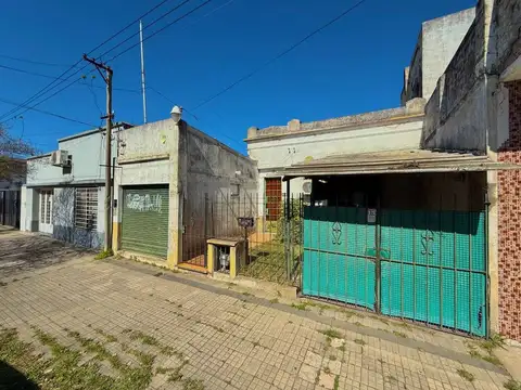 Calle 523 e/5 y 6 1000